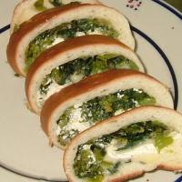 Quick and Easy Spinach Bread_image