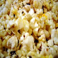 Garlic Butter & Cheese Popcorn_image