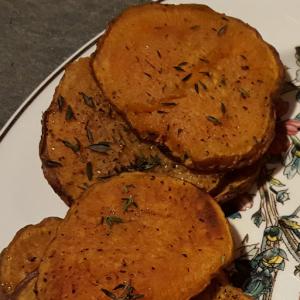 Roasted Sweet Potato Rounds with Fresh Thyme Recipe - (4.3/5)_image