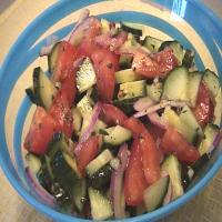 Salad-E Shirazi: Tomato Cucumber Salad image