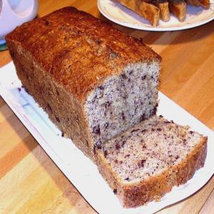 German Coffee Cake With Nuts and Chocolate ( Nusskuchen )_image