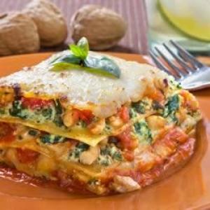 Spinach Lasagna with Walnut Pesto image