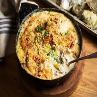 Oyster Pie With Leeks, Bacon and Mashed Potatoes_image