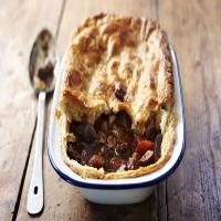 How to make steak and ale pie_image
