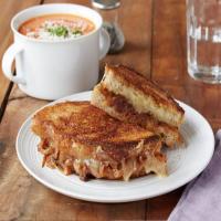 Grilled Cheese With Caramelized Onions image