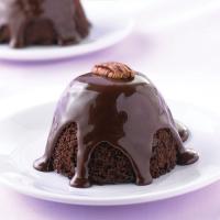Chocolate-Caramel Pecan Cakes_image