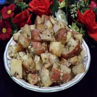 Awesome Roasted Potatoes With Sour Cream Dip_image