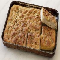 Focaccia with garlic and rosemary_image