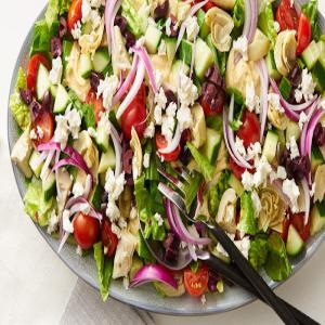 Mediterranean Layered Salad_image