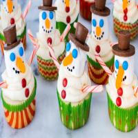 Christmas Snowman Cupcakes image