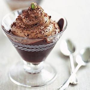 Chocolate & pistachio mousses_image