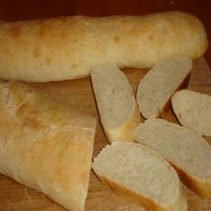 Garlicky French Bread_image