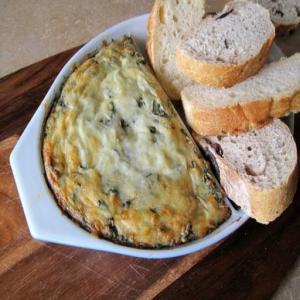 Hot N' Cheesy Spinach & Artichoke Dip | The Kitchen Magpie_image