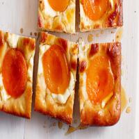 Apricot-and-Cream Cheese Squares_image