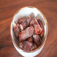 Prosciutto Wrapped Dates Stuffed with Cheese_image