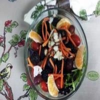 Healthy Almond-Berry Tossed Salad_image