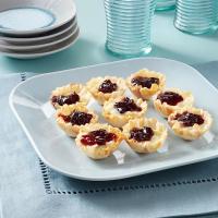 Brie Phyllo Cups image
