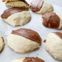 Half Moon Cookies_image