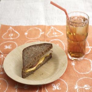 Grilled Cheese & Pear Snack_image