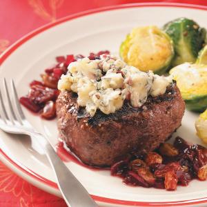 Peppered Filets with Cherry Port Sauce for 2_image