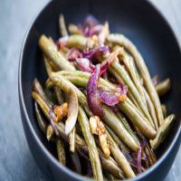 Roasted Green Beans with Onions and Walnuts_image