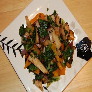 Grilled Collards and Jicama with Sweet Pepper_image