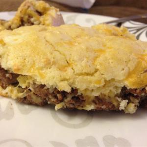 Herald's Impossibly Easy Cheeseburger Pie_image