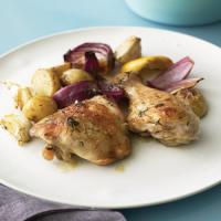 Baked Chicken with Onions, Potatoes, Garlic, and Thyme_image