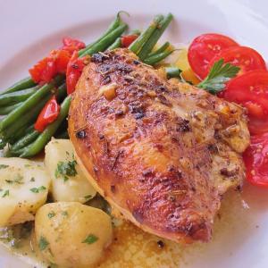 Chicken Breasts with Herb Basting Sauce_image