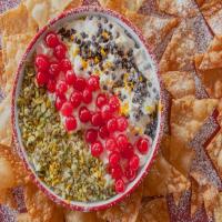 Deconstructed Cannoli Chips and Dip image