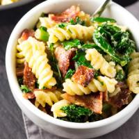 Cheesy Pasta with Bacon and Kale_image