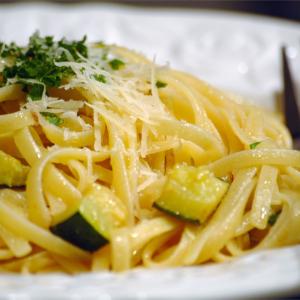 Creamy Zucchini with Linguine image