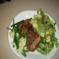 Beef Filet With Blue Cheese Sauce_image