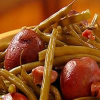 Green Beans with Ham Hock and New Potatoes_image