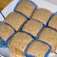 Wheat Germ and Cornmeal Muffins_image