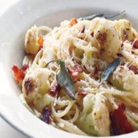 PASTA WITH BACON AND CAULIFLOWER_image