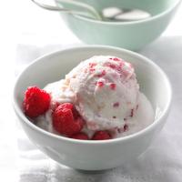 Raspberry Ice Cream in a Bag_image