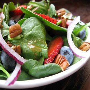 Spinach Salad With Fresh Summer Berries image