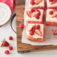 Strawberry Sheet Cake_image