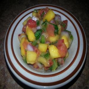 peach mango salsa_image