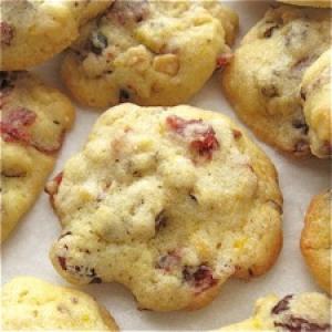 Soft and Chewy Vanilla-Orange Cranberry Cookies_image