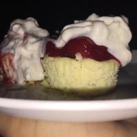 Bite-Sized Cheesecake Cupcakes_image