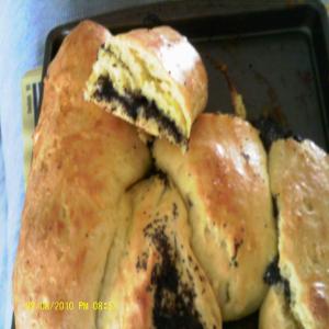 Nut and Poppy Seed Roll ( Hedeg Kelet)_image