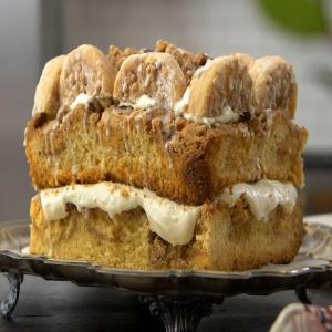Over-the-Top Crumb Cake_image