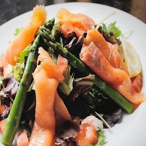 Asparagus & Smoked Salmon Salad_image