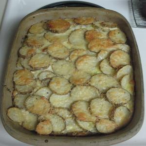 Potato Gratin With Parmesan and Caramelized Onions_image