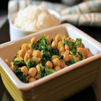 Indian Kale with Chickpeas_image