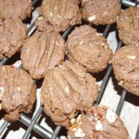 Chocolate and Almond Cookies_image