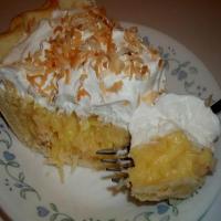 Toasted Coconut Cream Pie - Cassies_image