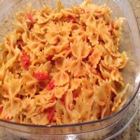 Pasta with Roasted Garlic and Cherry Tomatoes Recipe - (4.6/5)_image